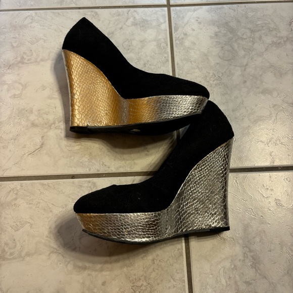 Kardiashian Kollection black wedge heels - Picture 2 of 5